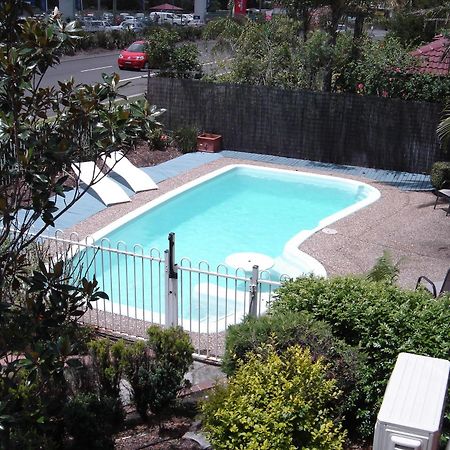 Avaleen Lodge Motor Inn Нора Экстерьер фото