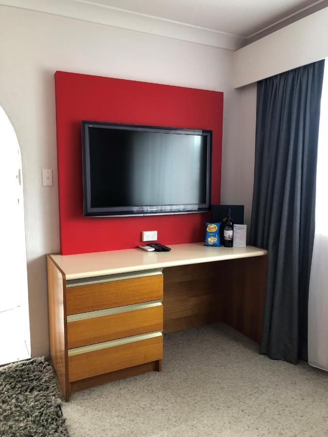 Avaleen Lodge Motor Inn Нора Экстерьер фото