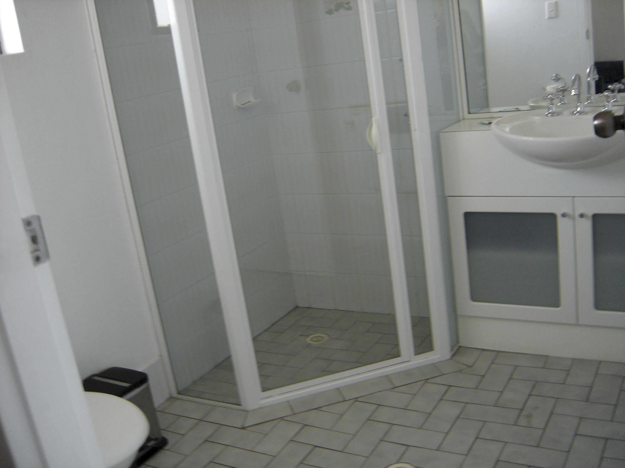 Avaleen Lodge Motor Inn Нора Экстерьер фото